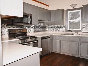 228 126th Ave NW in Minneapolis, MN - Foto de edificio - Building Photo