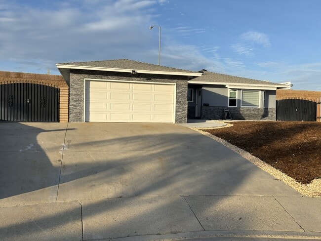 property at 9211 Vernon Ave