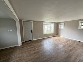 430 Dunlap St in Lansing, MI - Building Photo - Building Photo