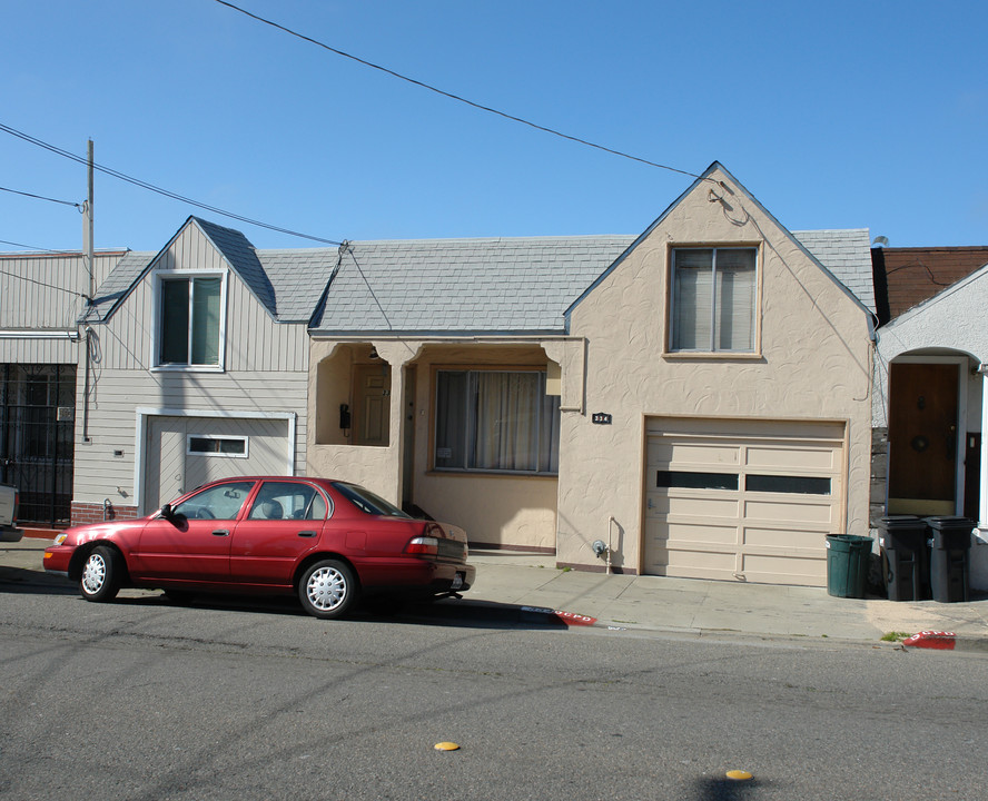 334 Hillside Blvd in Daly City, CA - Building Photo