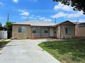 6939 Quakertown Ave in Los Angeles, CA - Building Photo