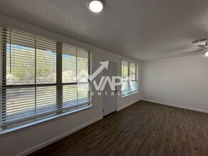 5331 Beryl Cove in San Antonio, TX - Building Photo - Building Photo