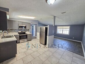 4132 Pecos Dr in New Port Richey, FL - Building Photo - Building Photo