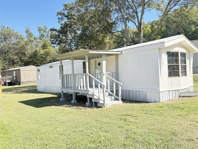 property at 2106 Cliffwood Rd