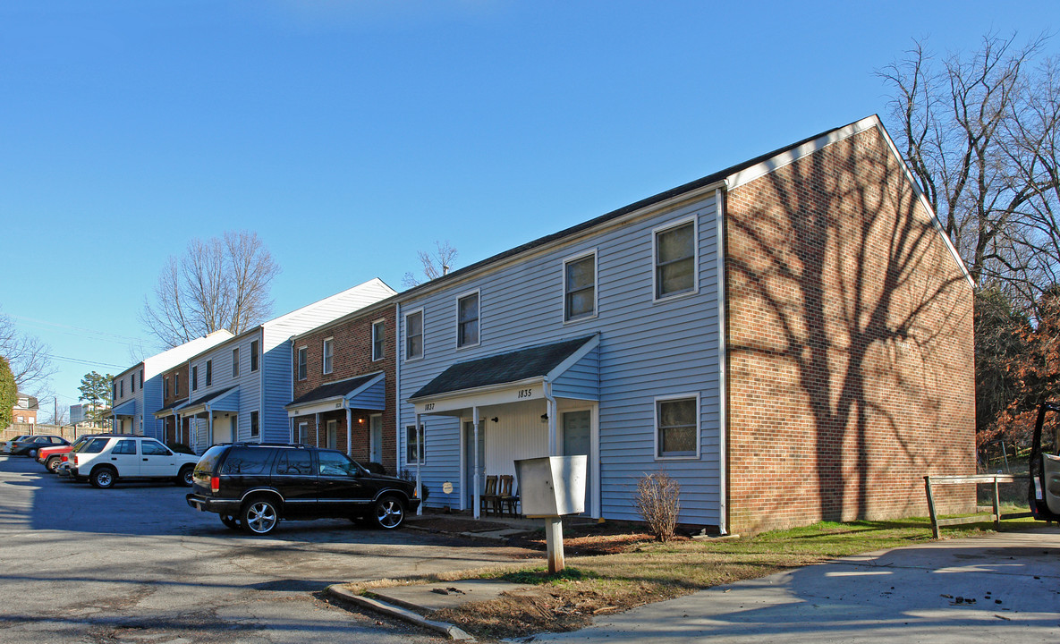 1835 Boulevard St in Greensboro, NC - Building Photo