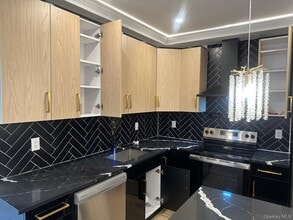 209-34 111th Rd in Queens, NY - Building Photo - Building Photo