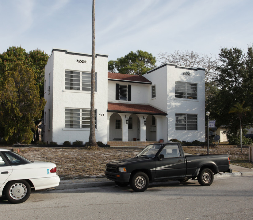 424 Armada Rd S in Venice, FL - Foto de edificio