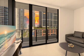 501 NE 1st Ave, Unit SI ID1502662P in Miami, FL - Foto de edificio - Building Photo