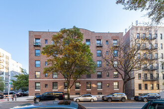 109 Seaman Ave in New York, NY - Building Photo - Building Photo