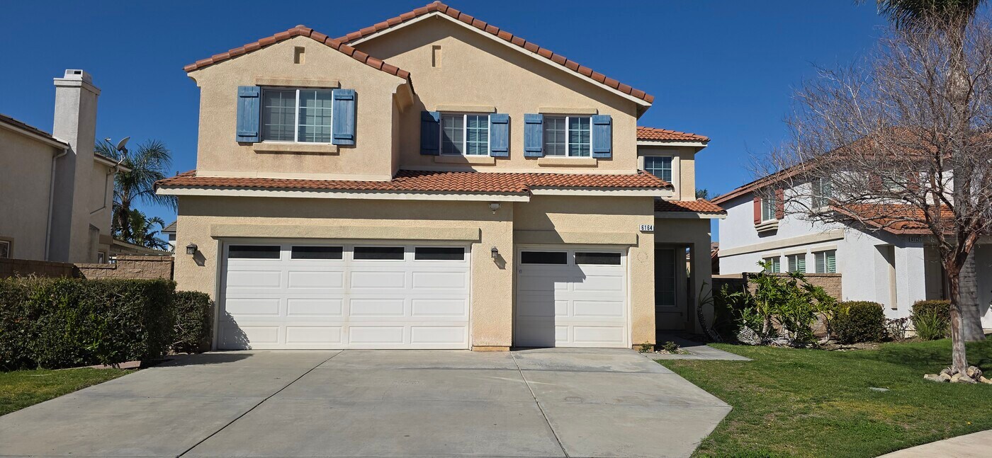 6164 Newell Ct in Fontana, CA - Building Photo