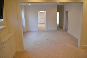 621 W Princess Anne Rd in Norfolk, VA - Building Photo - Building Photo