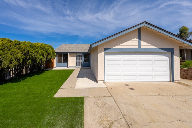 3482 Alonquin Way in San Diego, CA - Building Photo - Building Photo