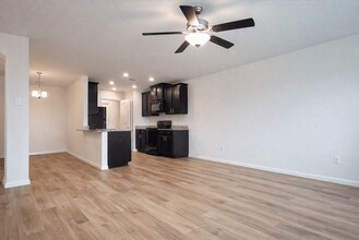 2209 Nautica Terrace in La Marque, TX - Building Photo - Building Photo