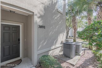 3892 Summer Grove Way N in Jacksonville, FL - Building Photo - Building Photo