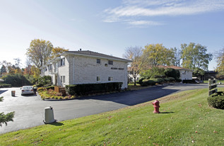 North Bloomfield Courts Apartments