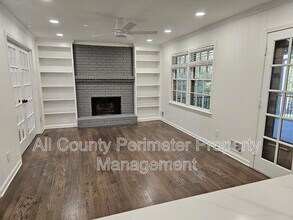 4536 Mountain Creek Dr in Roswell, GA - Building Photo - Building Photo
