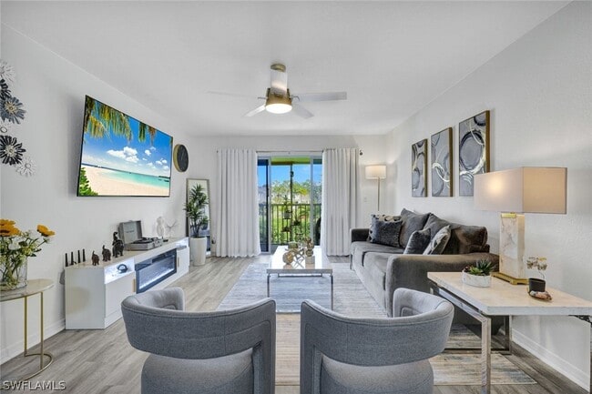 1599 Trafalgar Ln in Naples, FL - Building Photo - Building Photo