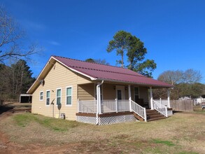 23525 TX-110 in Troup, TX - Building Photo - Building Photo