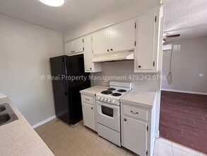 1010 S 19th St in Fort Smith, AR - Building Photo - Building Photo