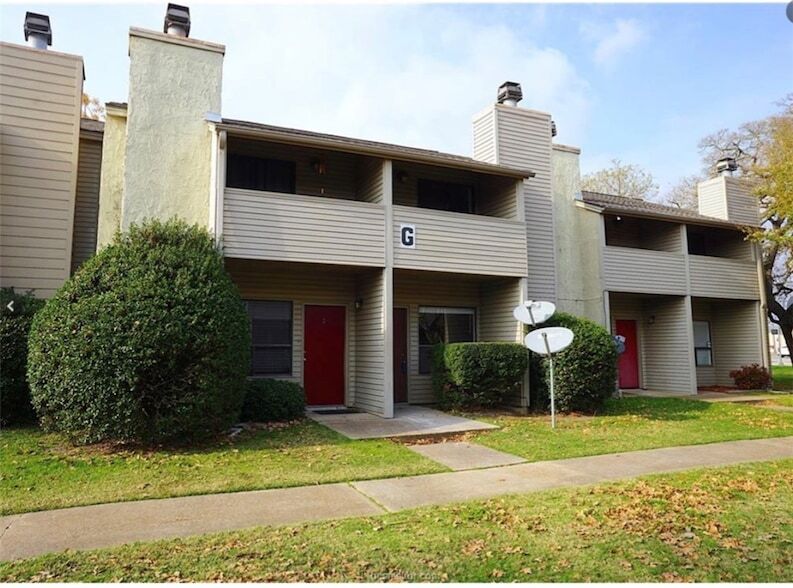 1900 Dartmouth St, Unit G4 in College Station, TX - Foto de edificio