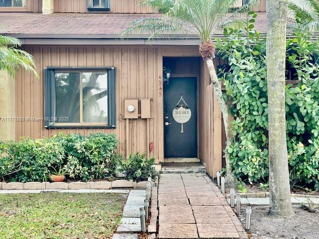4245 S Pine Island Rd in Davie, FL - Building Photo - Building Photo