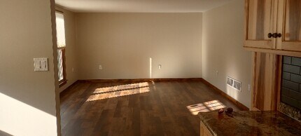 109 Earl St in Boiling Springs, PA - Building Photo - Building Photo