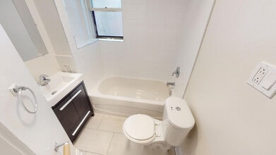 447 Somerset in Ottawa, ON - Building Photo - Building Photo