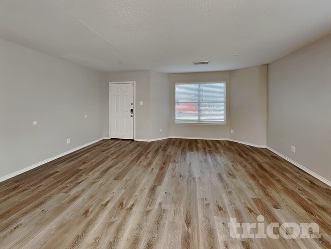 6214 Meandering Trail in Converse, TX - Building Photo - Building Photo