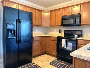 337 Sam Houston Cir in Clarksville, TN - Building Photo - Building Photo