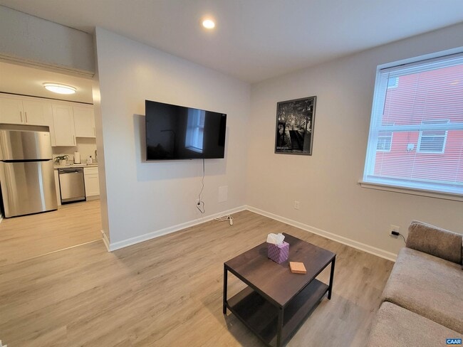 property at 1511 E High St