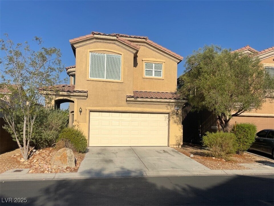 9024 Semillon St in Las Vegas, NV - Building Photo