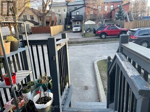 184 Wilson St in Hamilton, ON - Building Photo - Building Photo