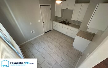 1663 Humber St in Memphis, TN - Building Photo - Building Photo