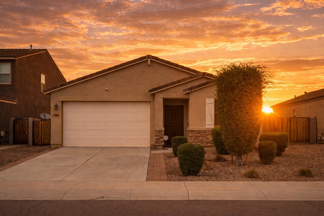 272 W Satinka Dr in Queen Creek, AZ - Building Photo