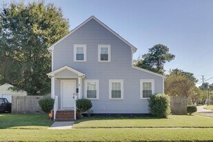 2 Alden Ave in Portsmouth, VA - Building Photo