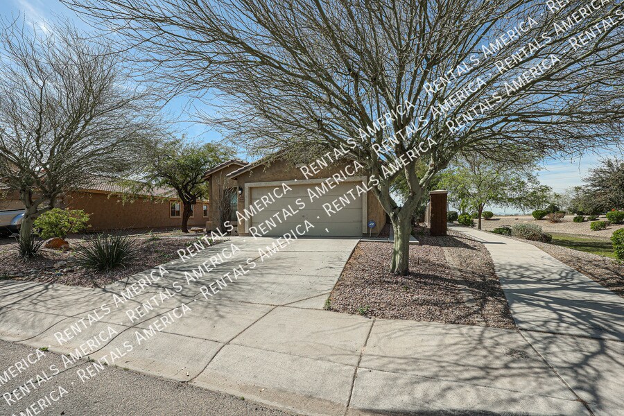 25849 W Satellite Ln in Buckeye, AZ - Building Photo