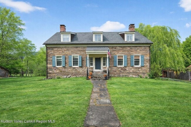 property at 48 Oak Rd