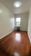 6356 Woodhaven Blvd, Unit 2F in Rego Park, NY - Building Photo - Building Photo