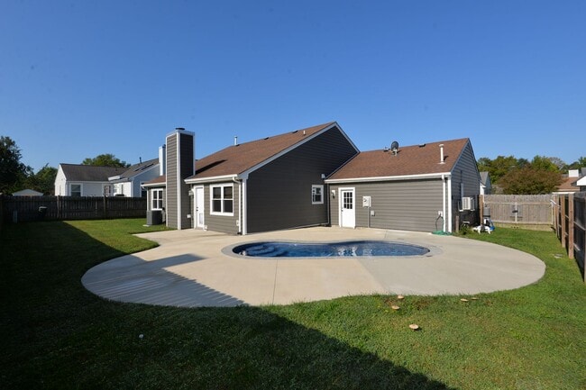 1269 Brahms Dr in Virginia Beach, VA - Building Photo - Building Photo
