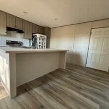 100 Wren Dr in Troy, AL - Building Photo - Building Photo