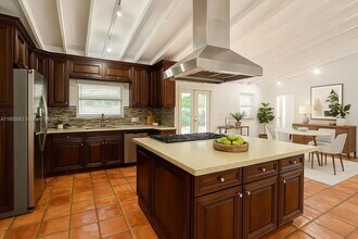 3850 Crawford Ave in Miami, FL - Building Photo - Building Photo