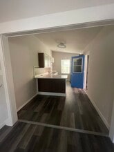 1627 Mary George Ave NW in Atlanta, GA - Foto de edificio - Building Photo