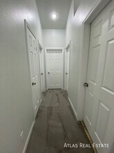 181 Laguna Hills Ct in Henderson, NV - Building Photo - Building Photo