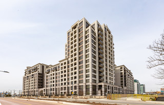 38 Cedarland Dr in Markham, ON - Building Photo
