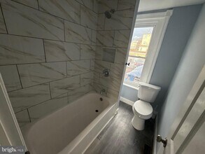 363 E Airy St in Norristown, PA - Building Photo - Building Photo