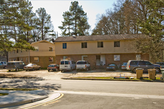 Dacian Quads in Raleigh, NC - Building Photo - Building Photo