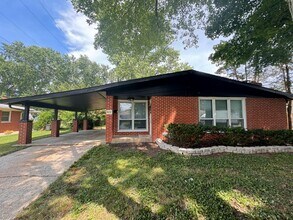 506 N 44th St in Belleville, IL - Building Photo - Building Photo