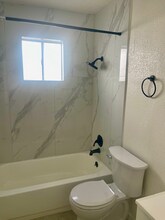 225 Flower Ave in Las Vegas, NV - Building Photo - Building Photo