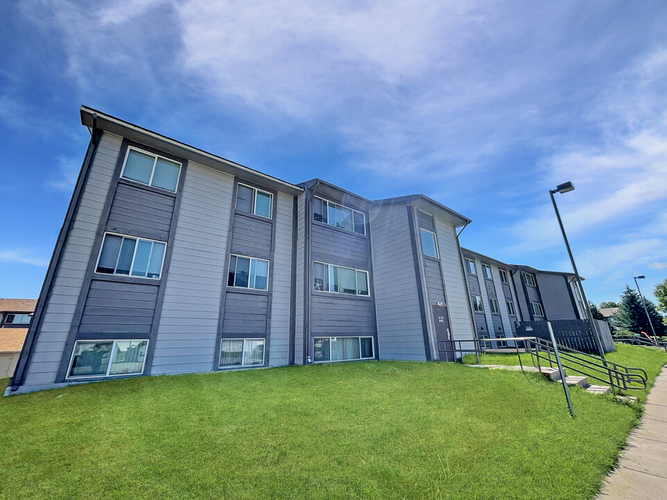 Chief Washakie Apartments in Evanston, WY - Foto de edificio