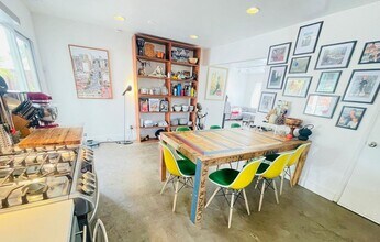 3834 La Rosa Dr in San Marcos, CA - Building Photo - Building Photo